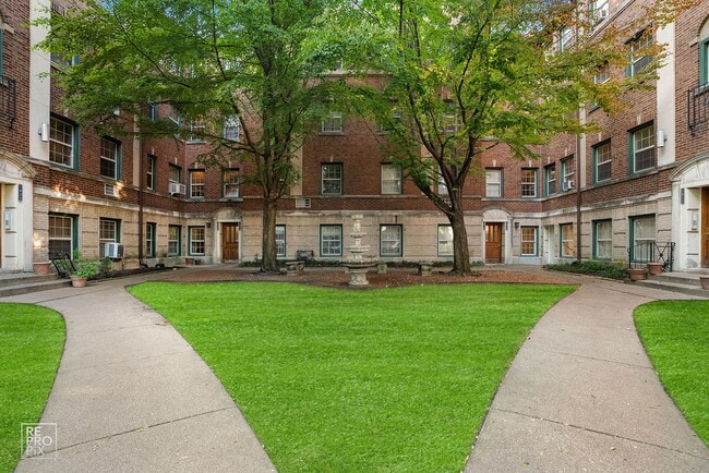 property at 1816 W Chase Ave