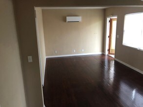 108 S Lakeside Dr, Unit #4 in Lake Worth, FL - Foto de edificio - Building Photo