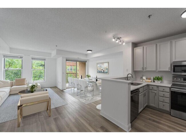 property at 660 N 2nd St
