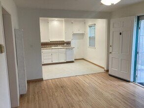 2273 Fox Hills Dr, Unit 2273 Fox Hills Dr in Los Angeles, CA - Building Photo - Building Photo