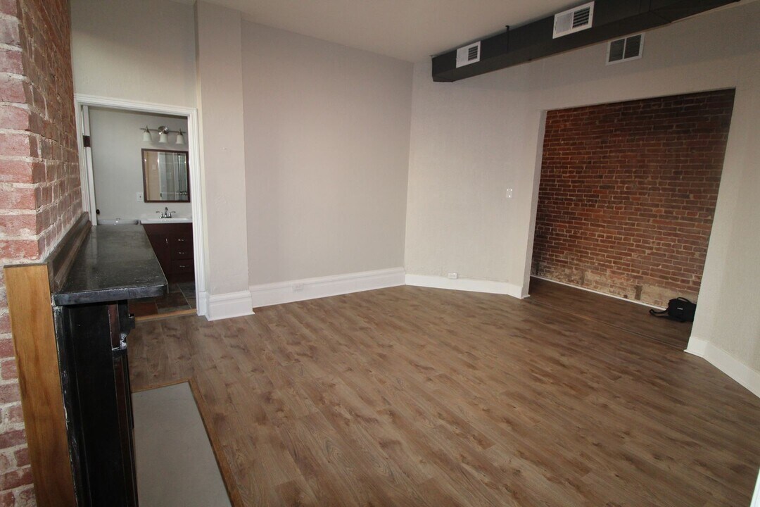 1100 Allegheny Ave in Pittsburgh, PA - Building Photo