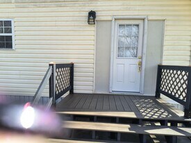 13230 MS-26 in Lucedale, MS - Building Photo