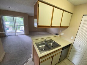 1259 SW 46th Ave in Pompano Beach, FL - Building Photo - Building Photo