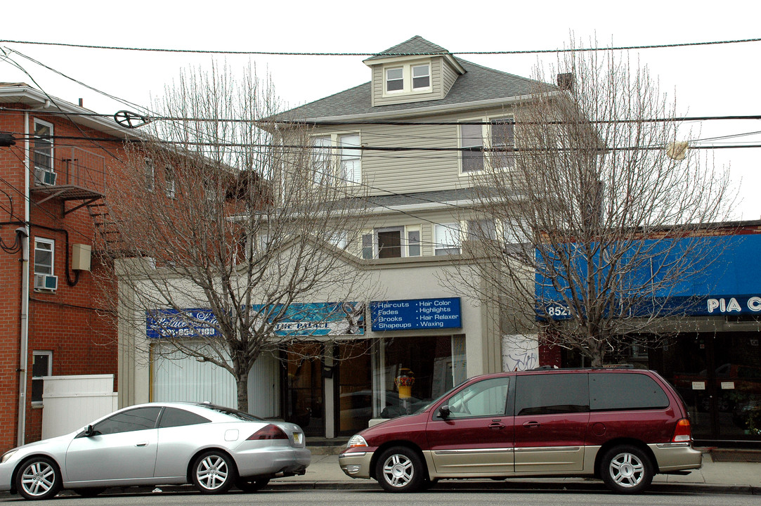 8525 Kennedy Blvd in North Bergen, NJ - Building Photo