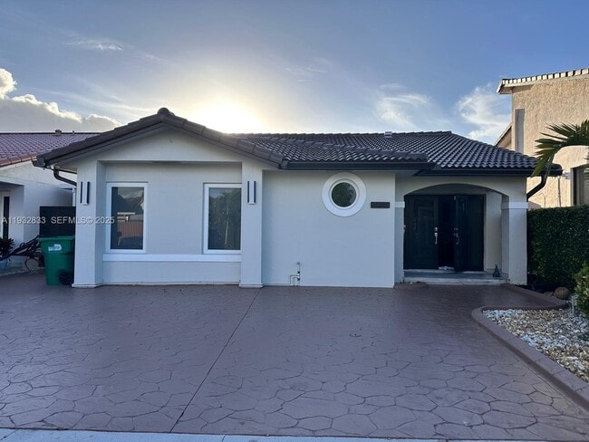 5855 SW 128th Ct in Miami, FL - Building Photo - Building Photo