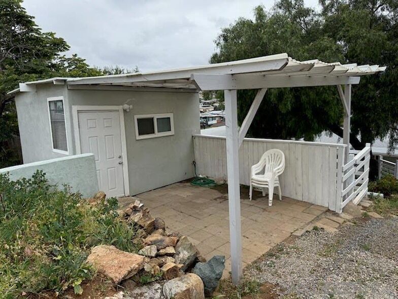 9115 Rosedale Dr in Spring Valley, CA - Building Photo