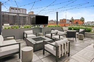 174 N Aberdeen St in Chicago, IL - Foto de edificio - Building Photo