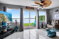 52 Yacht Club Dr in North Palm Beach, FL - Building Photo - Building Photo