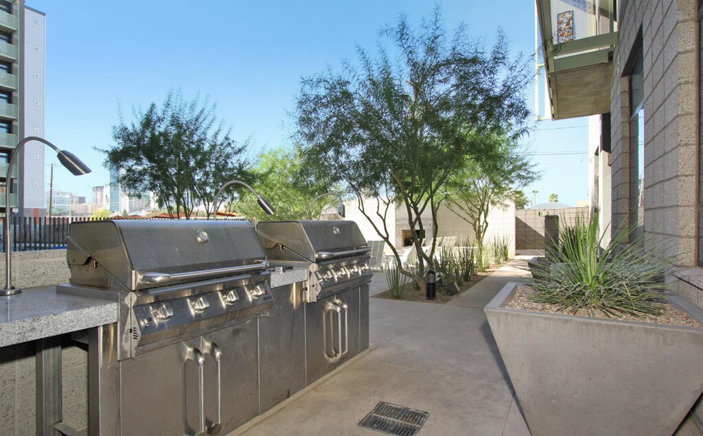 Roosevelt Point Phoenix, AZ Apartments