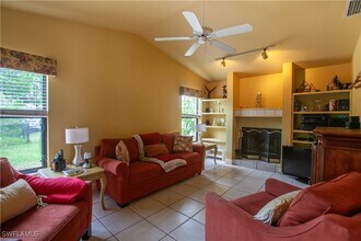1813 SW 26th St in Cape Coral, FL - Building Photo - Building Photo
