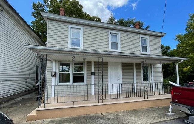 318 Auburn St, Unit 2