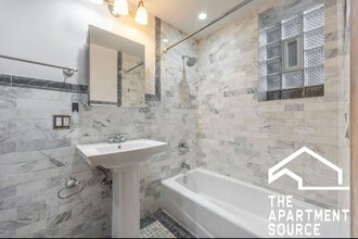 4305 N Richmond St, Unit 2N in Chicago, IL - Building Photo - Building Photo