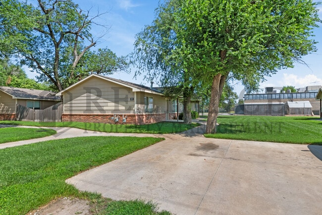4240 Newell St in Wichita, KS - Building Photo - Building Photo