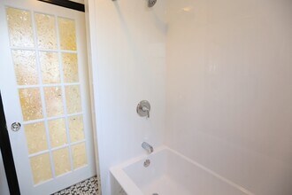 134 Baldwin St in Fall River, MA - Building Photo - Building Photo