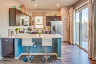 Keller at Town Square in Gilbert, AZ - Building Photo - Interior Photo