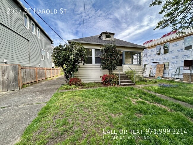 property at 2037 SE Harold St