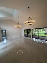 1182 Raintree Ln in Wellington, FL - Building Photo - Building Photo