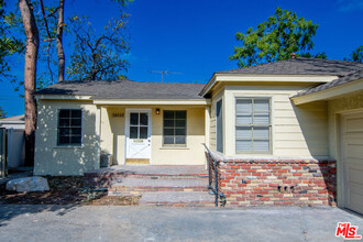 18313 Bessemer St in Los Angeles, CA - Building Photo - Building Photo