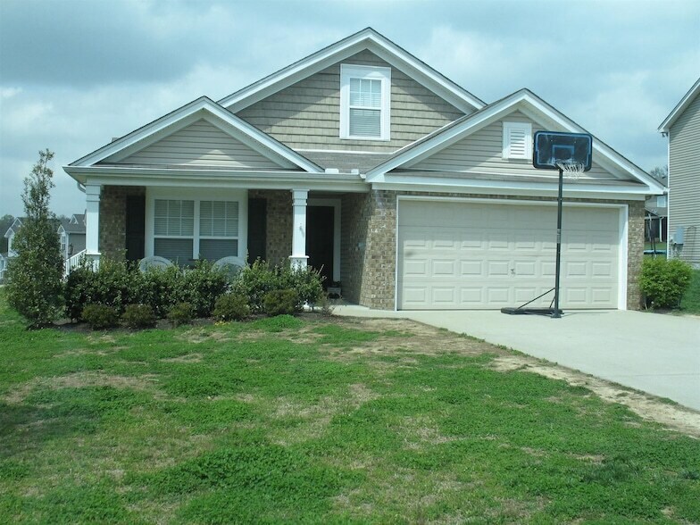 115 Trail Ridge Way in Hendersonville, TN - Building Photo