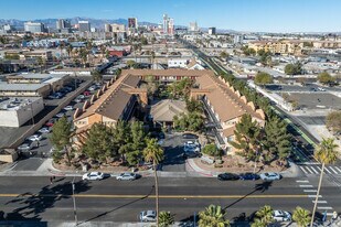 Fremont Villas in Las Vegas, NV - Building Photo