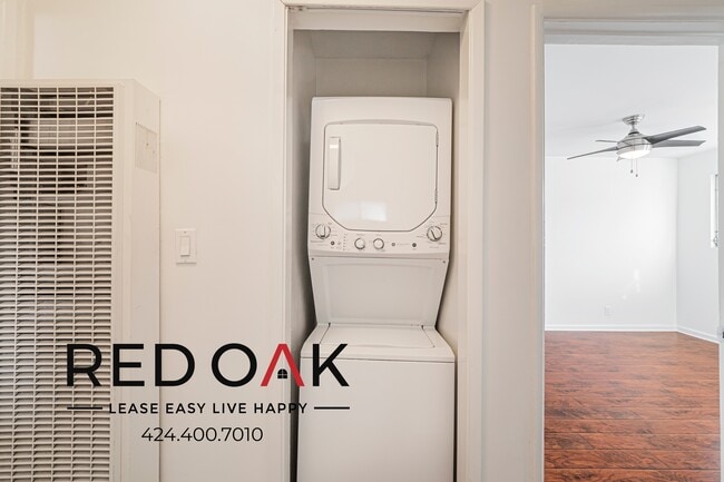 1051 N Ogden Dr in West Hollywood, CA - Building Photo - Building Photo