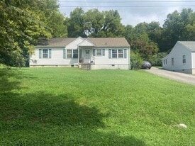 514 W 15th St in Columbia, TN - Building Photo