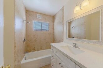 1381 Burwood St, Unit 1 in La Habra, CA - Building Photo - Building Photo