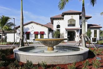 Orchid Run in Naples, FL - Building Photo - Building Photo