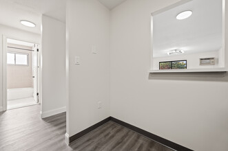 18 Signor St in East Hartford, CT - Foto de edificio - Building Photo