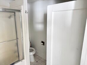 121 W Plymouth St in Bremen, IN - Building Photo - Building Photo