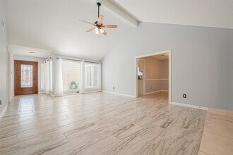 13322 Pantano Dr in Houston, TX - Building Photo - Building Photo