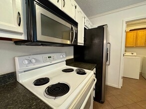 16600 Twilight Ln in St. Robert, MO - Building Photo - Building Photo