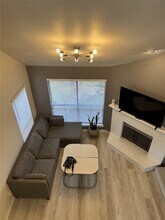 3130 Walnut Bend Ln in Houston, TX - Building Photo - Building Photo