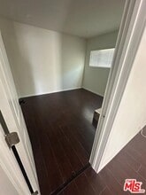 10961 Roscoe Blvd in Los Angeles, CA - Building Photo - Building Photo