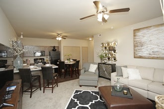 The Trails at Derby in Derby, KS - Foto de edificio - Interior Photo