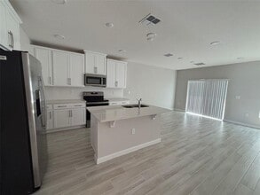 5086 Rain Shadow Dr in St. Cloud, FL - Building Photo - Building Photo