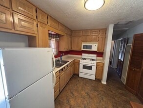 513 S 13th St in Belen, NM - Building Photo - Building Photo