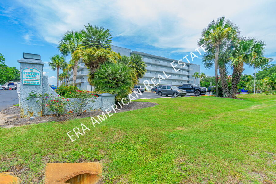 3857 Indian Trail in Destin, FL - Building Photo