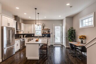 1619 Fairfax Ave in Cincinnati, OH - Building Photo - Building Photo