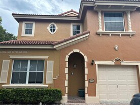 8508 NW 141st Terrace in Miami Lakes, FL - Building Photo