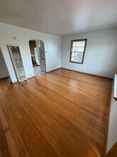 460 S 13th St in Lebanon, OR - Building Photo - Building Photo