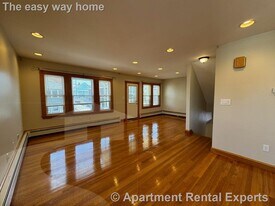 14 Melville Rd in Somerville, MA - Building Photo