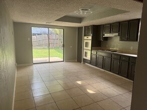 10106 Prairie Mist St in Houston, TX - Foto de edificio - Building Photo