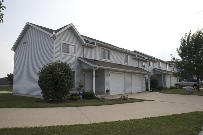 5401-5407 45th St in Kenosha, WI - Foto de edificio - Building Photo