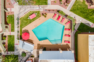 Zona Verde in Tucson, AZ - Foto de edificio - Building Photo