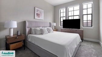 1215 Sawyer St, Unit 124 in Houston, TX - Building Photo