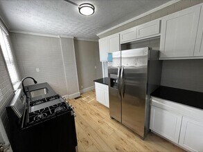 2745 Steele Ave in Columbus, OH - Building Photo - Building Photo