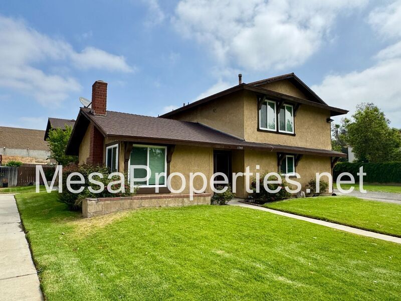 1749 E Fairfield Ct in Ontario, CA - Building Photo