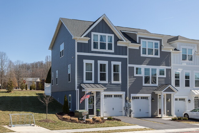 property at 3381 Monterey Dr