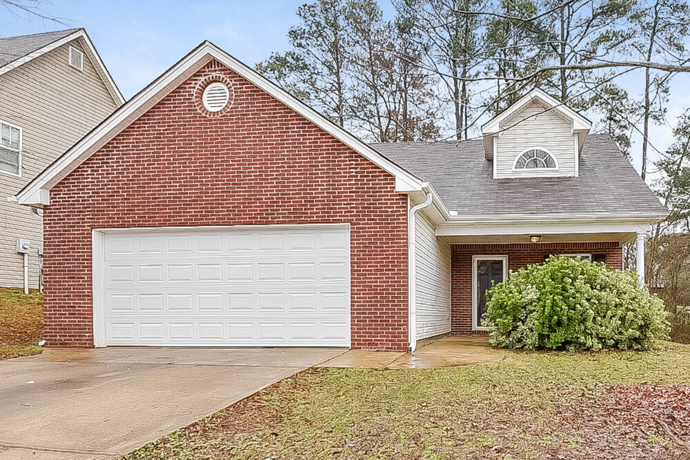 10 Belmont Park Ln in Newnan, GA - Foto de edificio